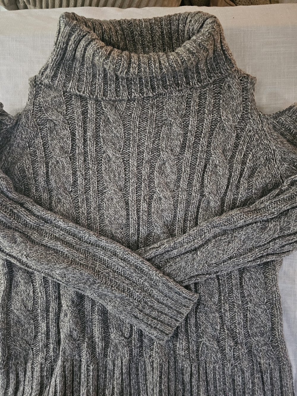 Xhilaration Gray Cable-Knit Cold-Shoulder Turtleneck Sweater